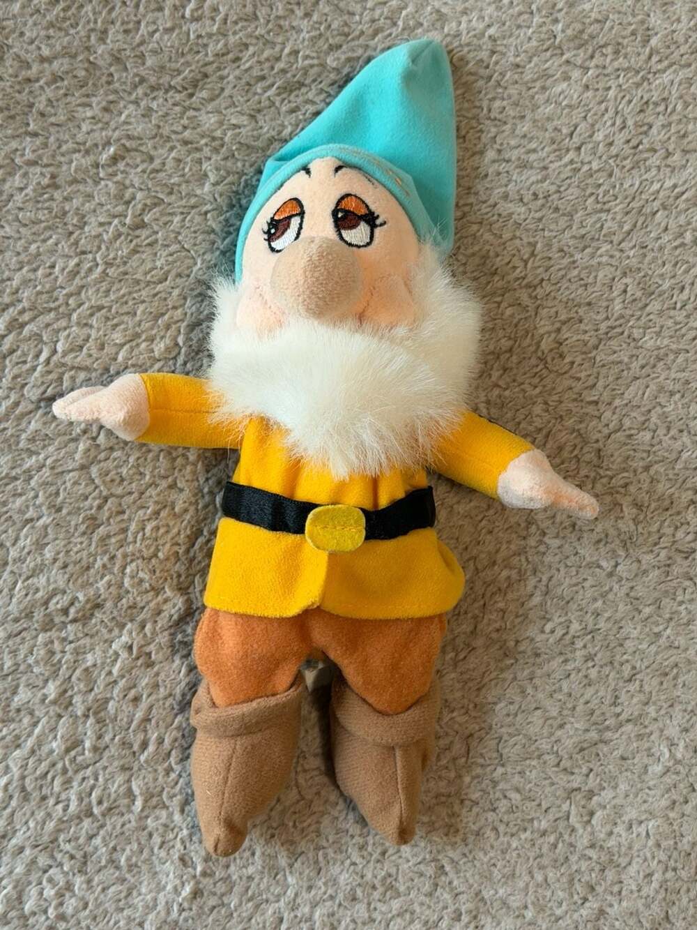 Disney Store Snow White Seven Dwarfs Bashful 8" Mini Bean Bag Plush